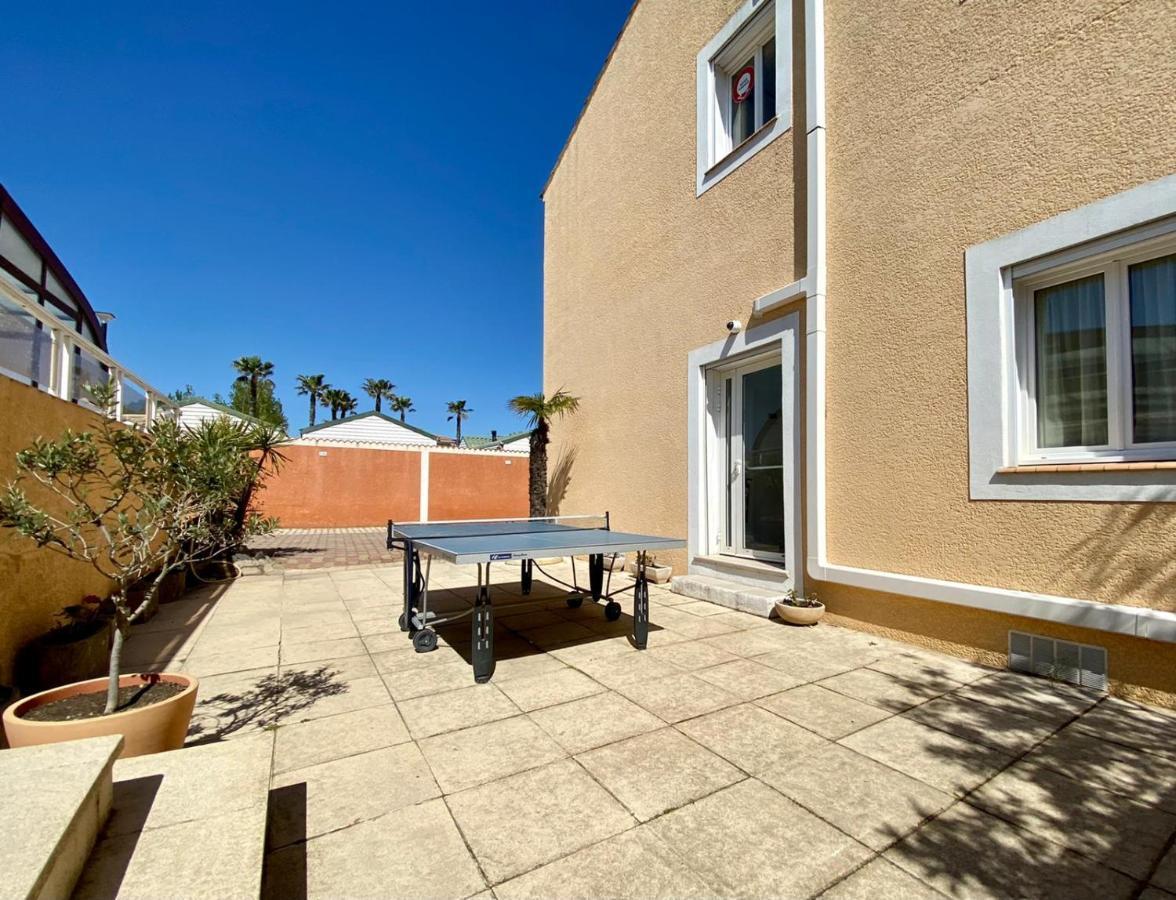 Hotel Myriam Vias Plage Bagian luar foto