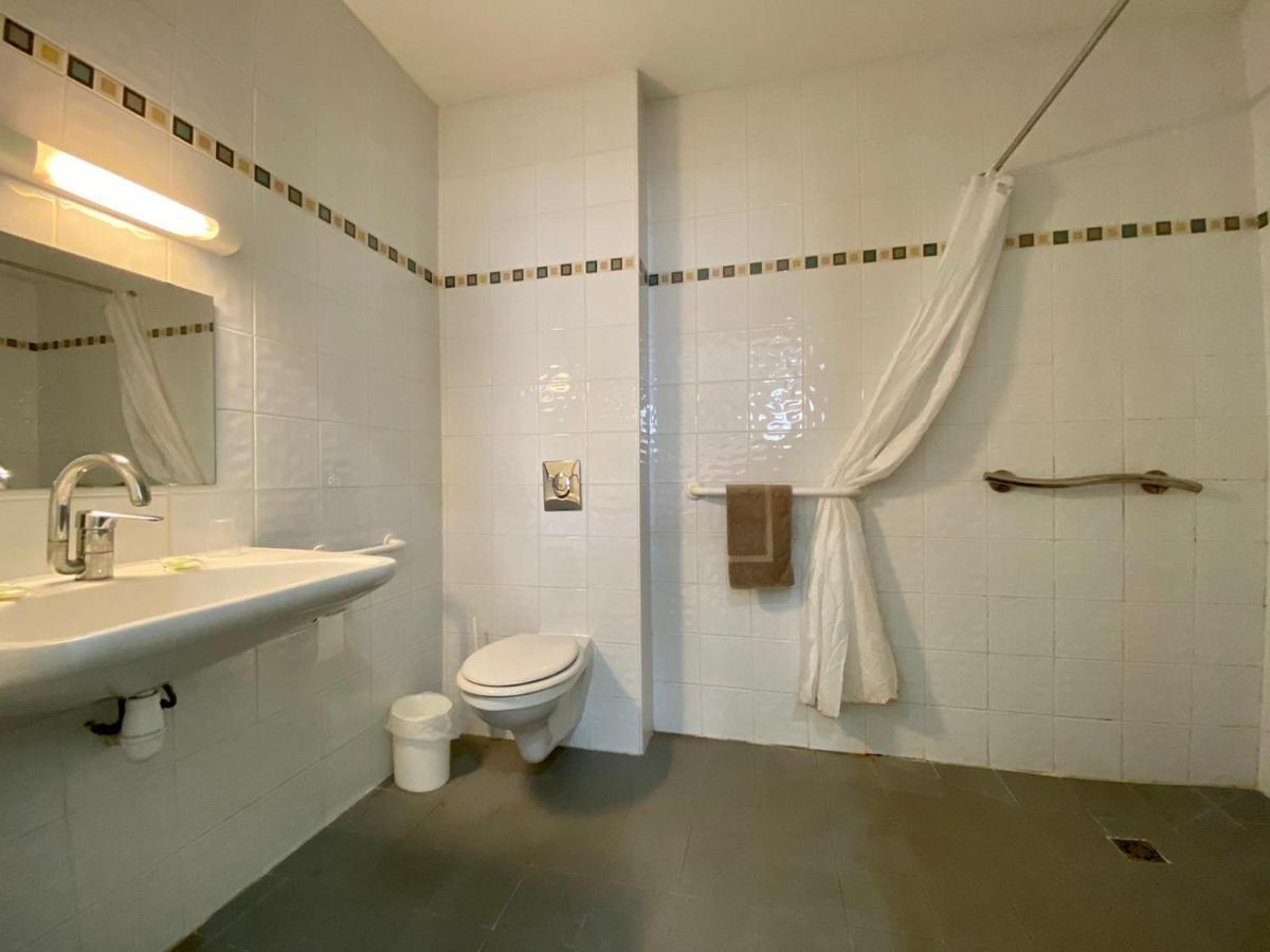 Hotel Myriam Vias Plage Bagian luar foto