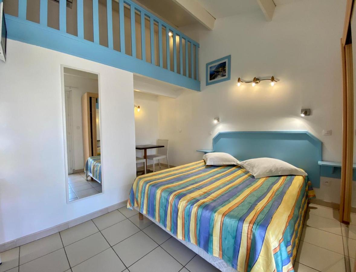 Hotel Myriam Vias Plage Bagian luar foto