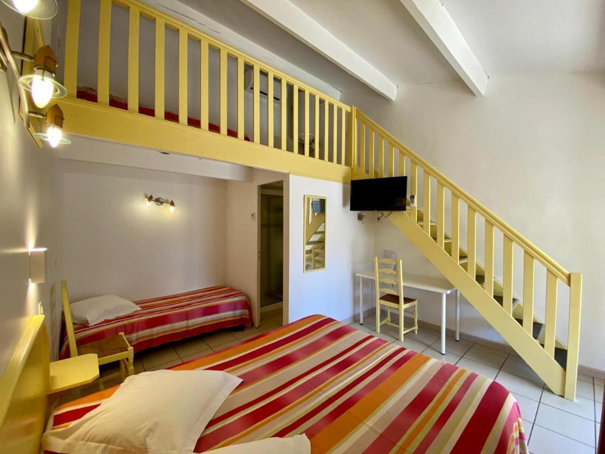 Hotel Myriam Vias Plage Bagian luar foto