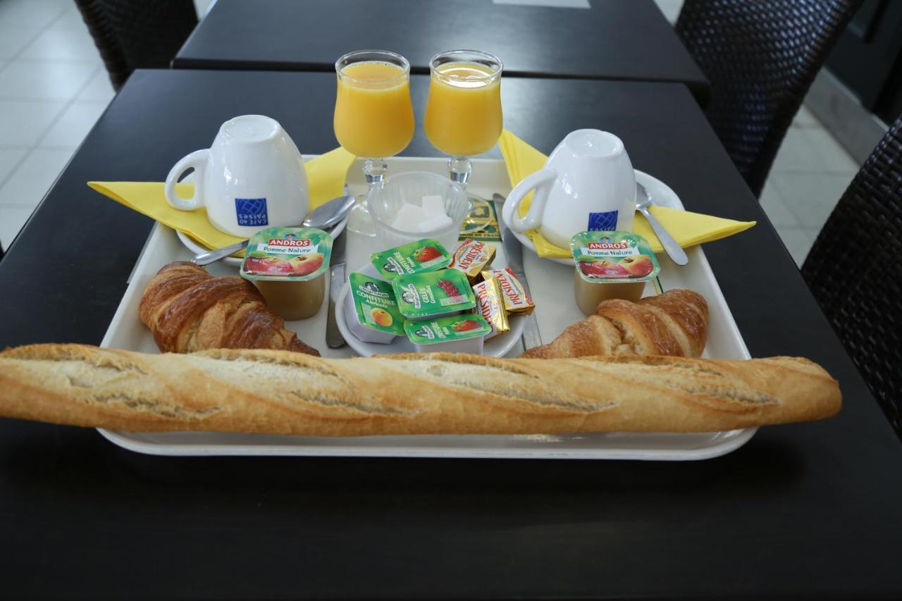 Hotel Myriam Vias Plage Bagian luar foto